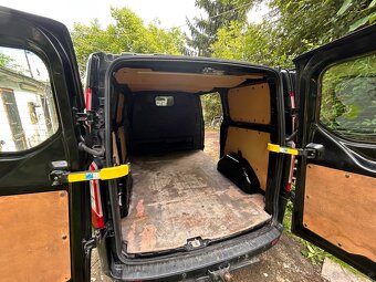 Ford transit castom - 10