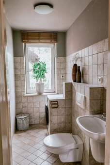 Komfortowy dom z 2 garażami i ogrodem Nowy Sącz - 10