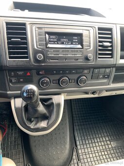 VW caravelle 2.0 diesel - 10