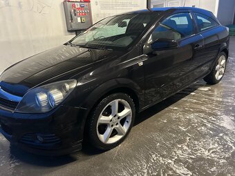 Opel astra GTC 2009r 1,9 cdti - 10