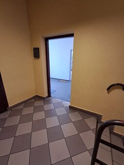 Lokal biurowy o powierzchni 42,50 m2, I p., ul. Górnośląska - 10