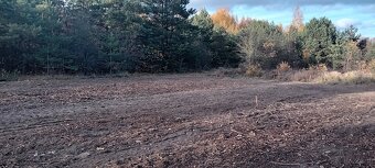 Atrakcyjna działka z dostępem do mediów (światłowód) w drodz - 10