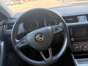 Škoda Octavia 1.5TSi, r.2019, climatronic - 10