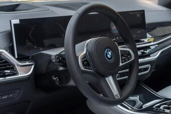 2025 BMW X5 50e xDrive M SPORT Hybrid - 10