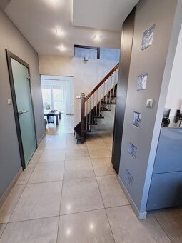 Mieszkanie o powierzchni 95m2, dwa balkony, Braci Niemojowsk - 10