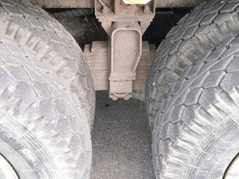 Sprzedam ciężarówkę TATRA T815 6X6.2 z hydraulicznym ramien - 10