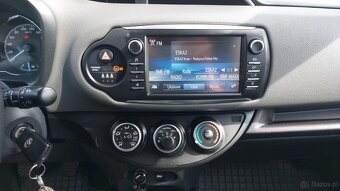 Toyota yaris - 10