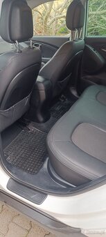 Hyundai IX35 1.6 benzyna 2fwd - 10