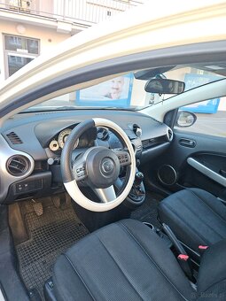 Sprzedam Mazde 2 sport - 10