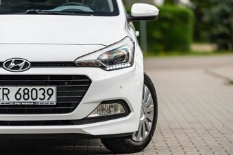 HYUNDAI i20 - 10
