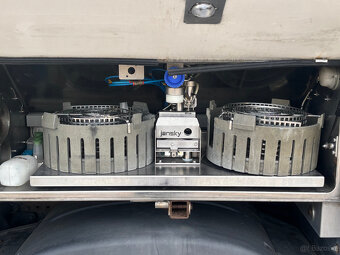 Sprzedam cysternę MAN TGS 26.400 6X2-4 LL EURO 6 - 10