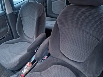 Citroen c5 kombi rok 2007 ,poj 1.8 z gazem BRC - 10