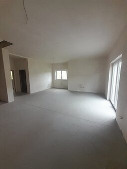 Nowoczesny dom w zabudowie bliźniaczej, Wolica - 10