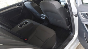 VW Golf VII Variant 1.6 TDI 110KM BlueMotion DSG 2016r Radar - 10