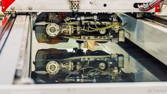 Stół do cięcia szkła CNC - 10