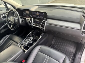 KIA Sorento 2.2 CRDi 147 kW 6/2021 BOSE - 10