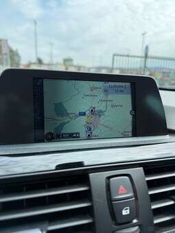 BMW 318d SPORT F31 Touring 105kW – R19, 2015 - 10