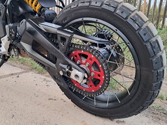 Ducati Desert X 2022 - 10