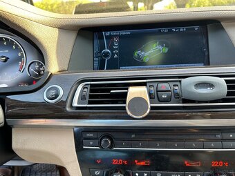 BMW 750i xdrive 2009 - 10