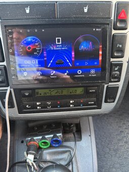 Ford galaxy - 10
