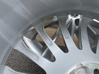 FELGE -ALUMINIOWE 5X112 R19 AUDI 9,0J ET34 - 10