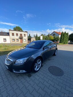 Opel insignia sport tour - 10