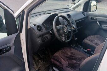 🚗 VW Caddy Maxi 1.6 TDI (2012) – Niezawodny XL do pracy - 10