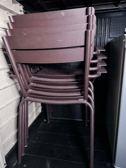 Syndyk sprzeda używane meble ogrodowe - 10