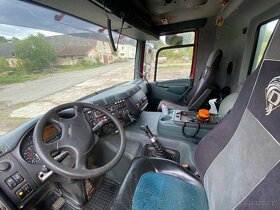 Traktor Ginaf 8x8; skrzynia ciężarówki - 10