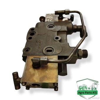 Sekcja rozdzielacza 322281A2 VICKERS MCD-6619  Case MX 100 - 10