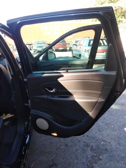 Renault Grand Scenic III Grand BOSE Edition - 10
