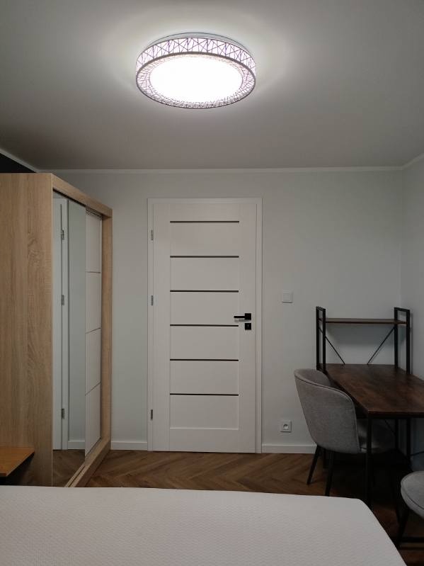 Sprzedam mieszkanie po generalnym remoncie - 11