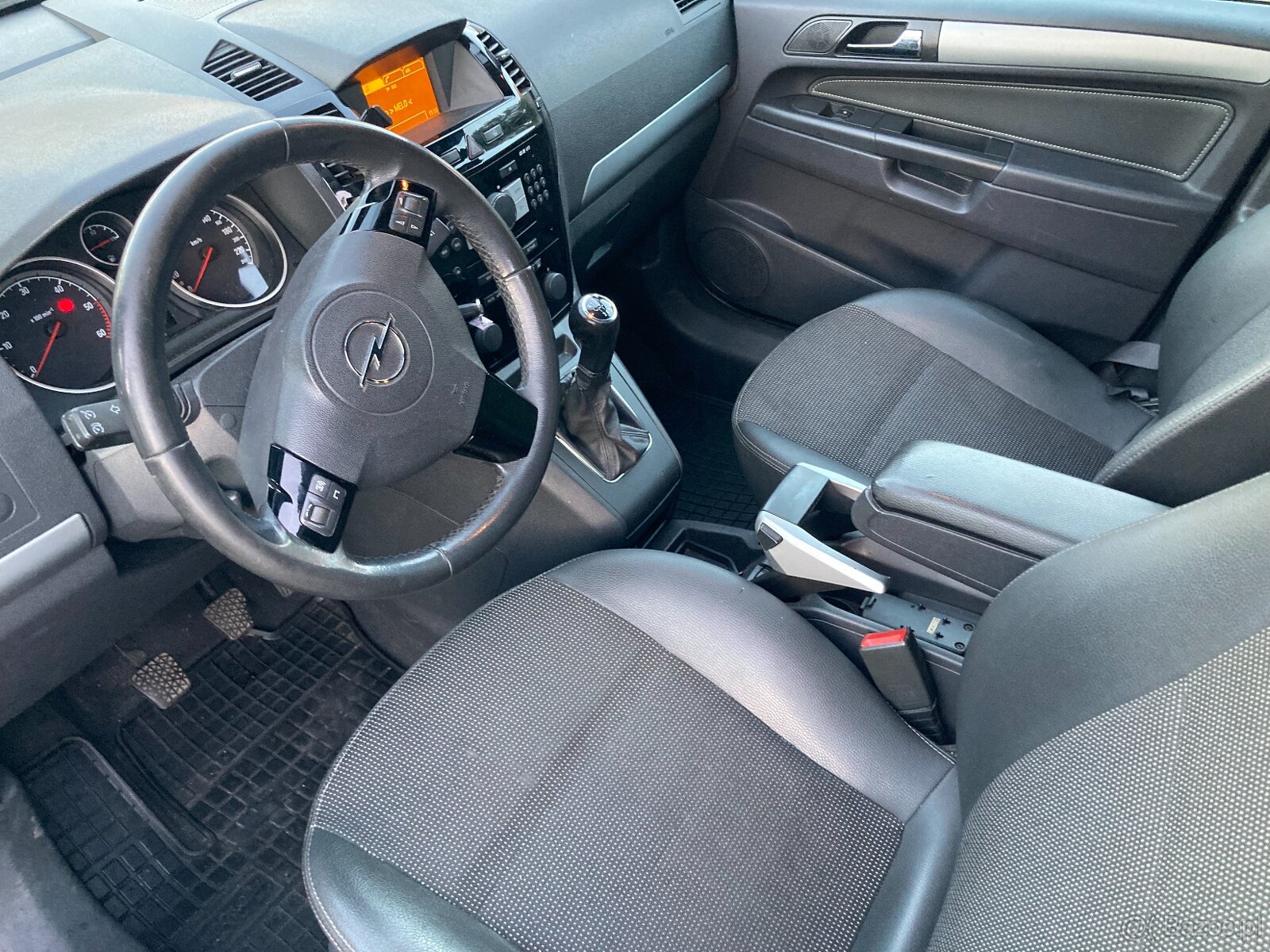 Zafira 1,7 Turbo-DIESEL - 11