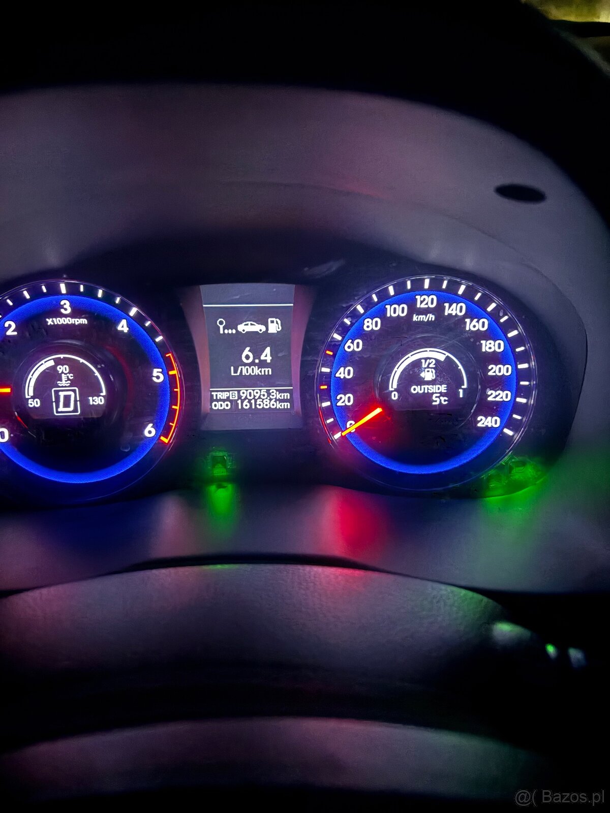 Sprzedam Hyundai z automatyczną skrzynią biegów - 11
