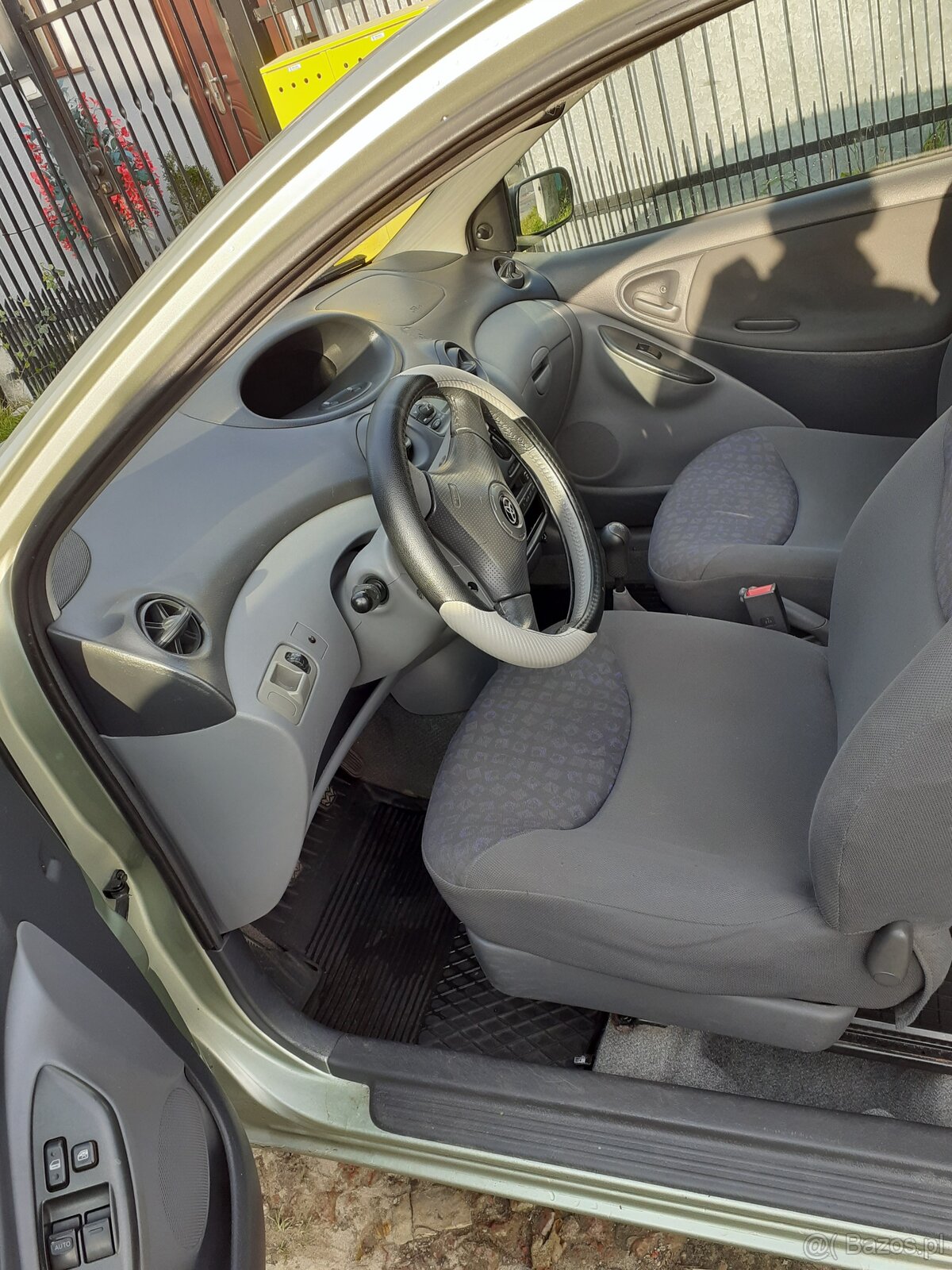 Toyota Yaris 1 - 11