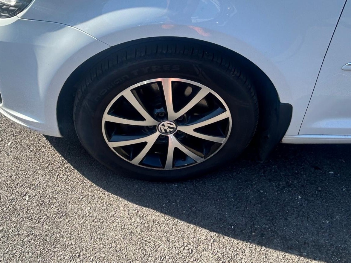 Volkswagen Touran 2.0 TDI 103 kW - 11