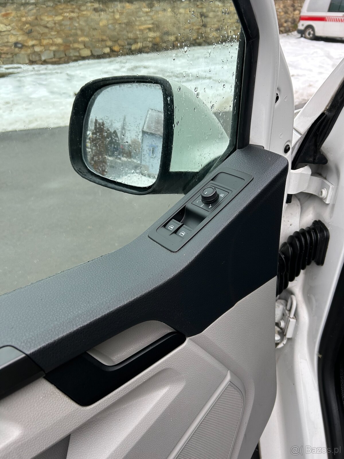 VW T6 2.0 TDI Ambulans / Karetka DSG - 4x4 - 11