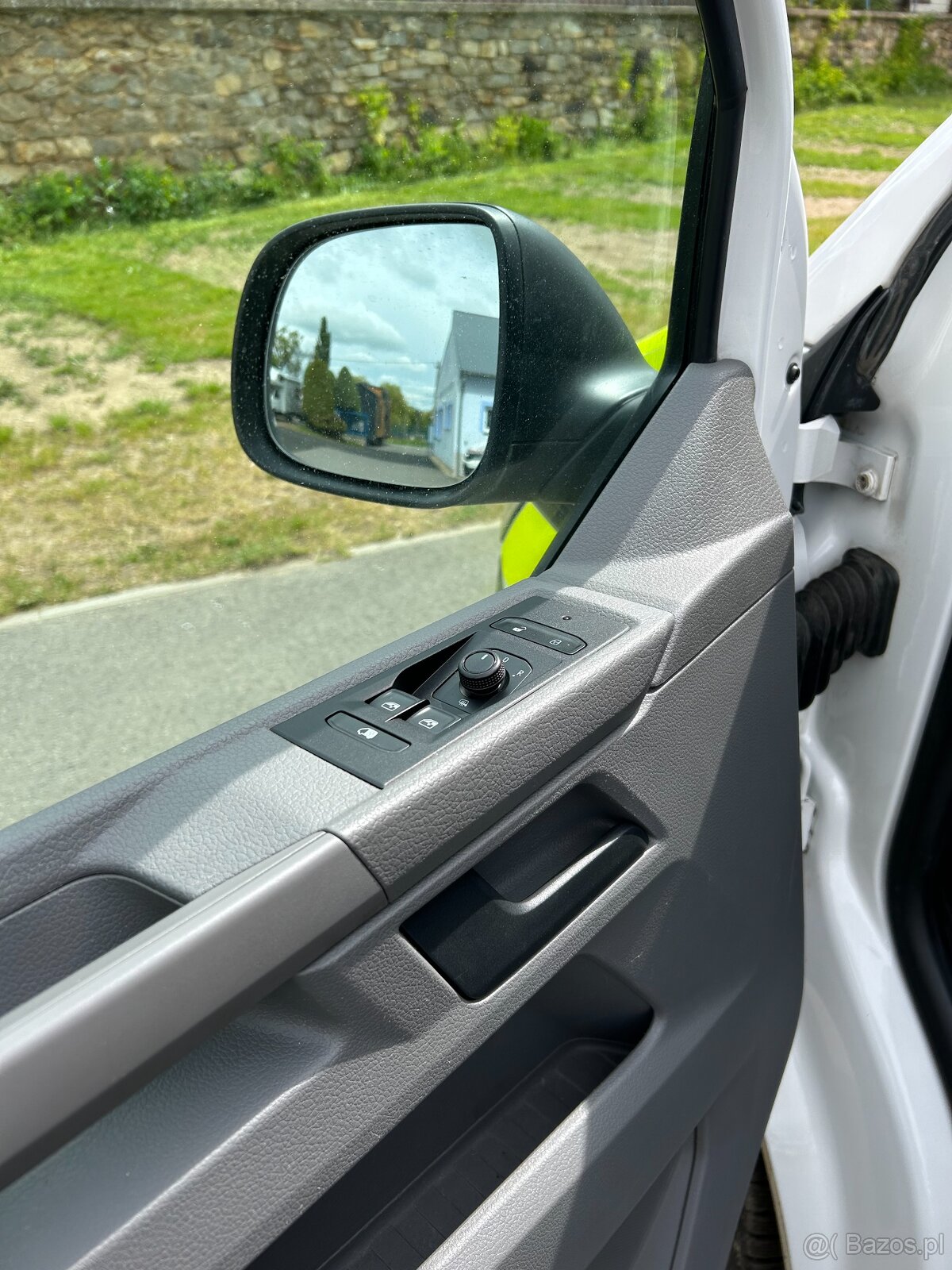 VW T6.1 - 2.0 TDI Ambulas / Karetka DSG - 4x4 - 11