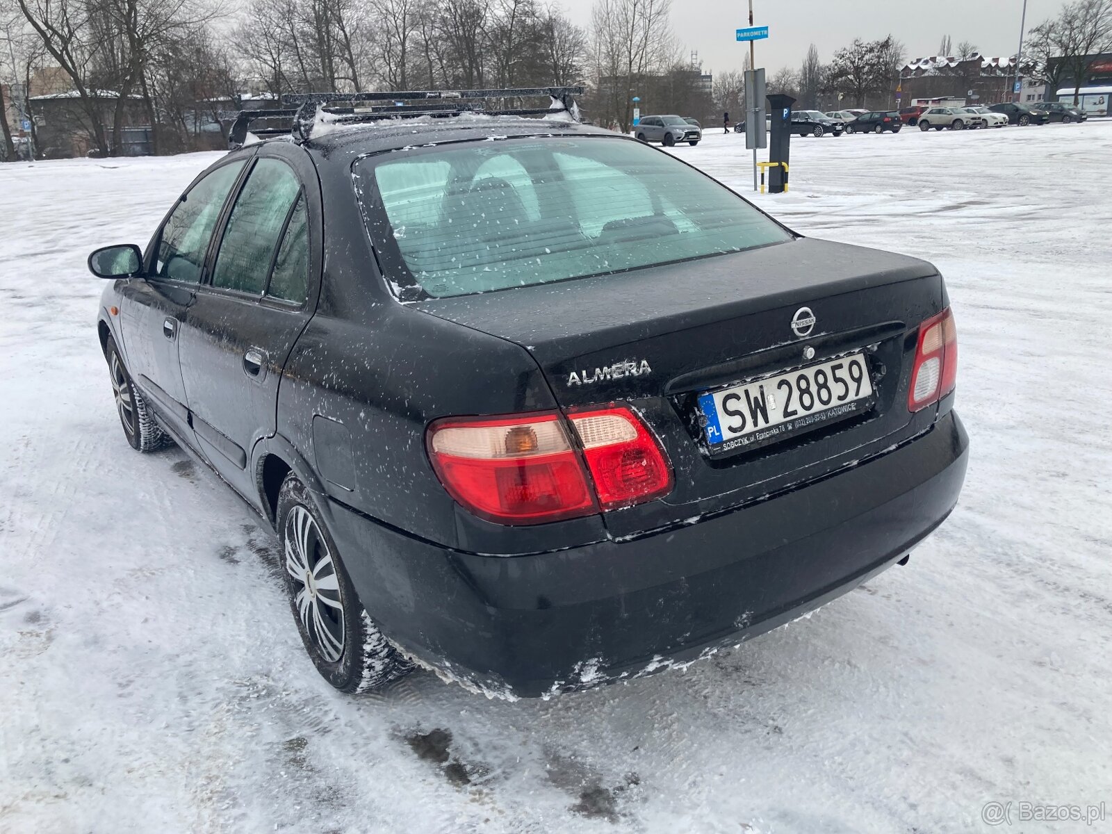 Almera 1.8 Benzyna - 11