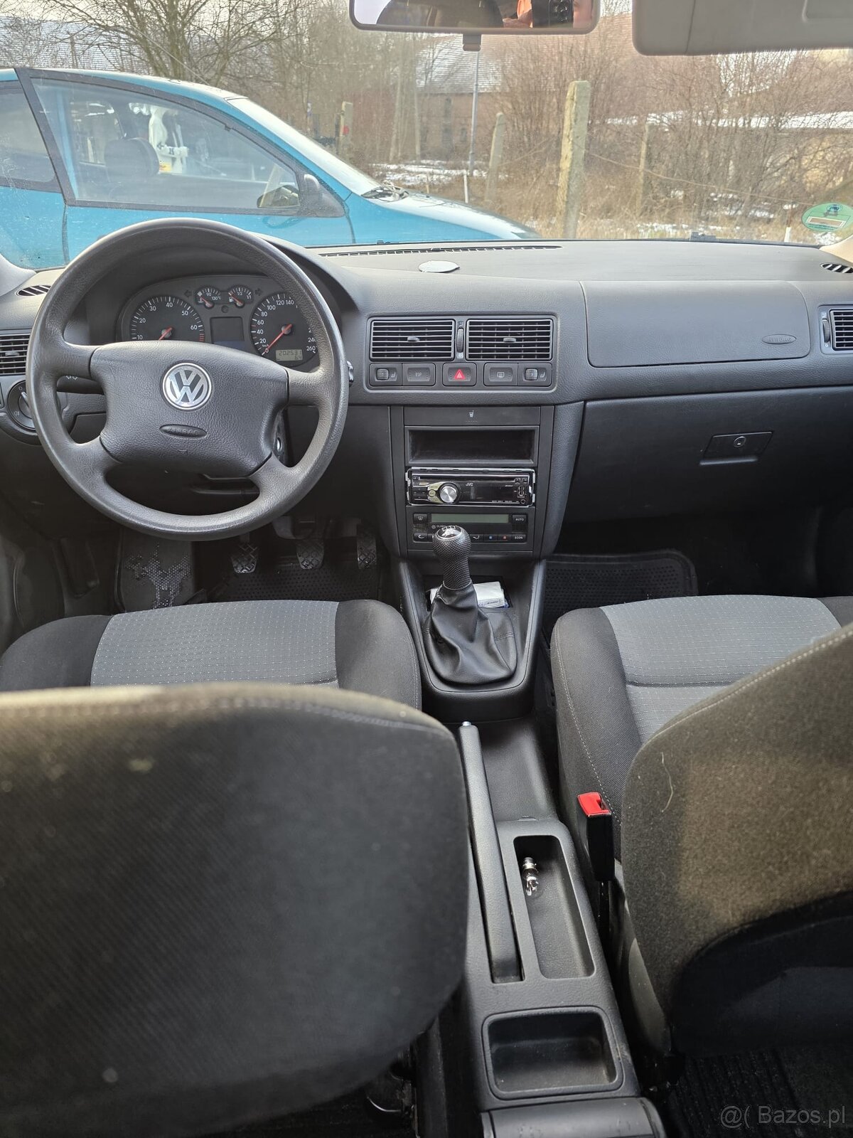 Sprzedam samochód osobowy volkswagen golf - 11