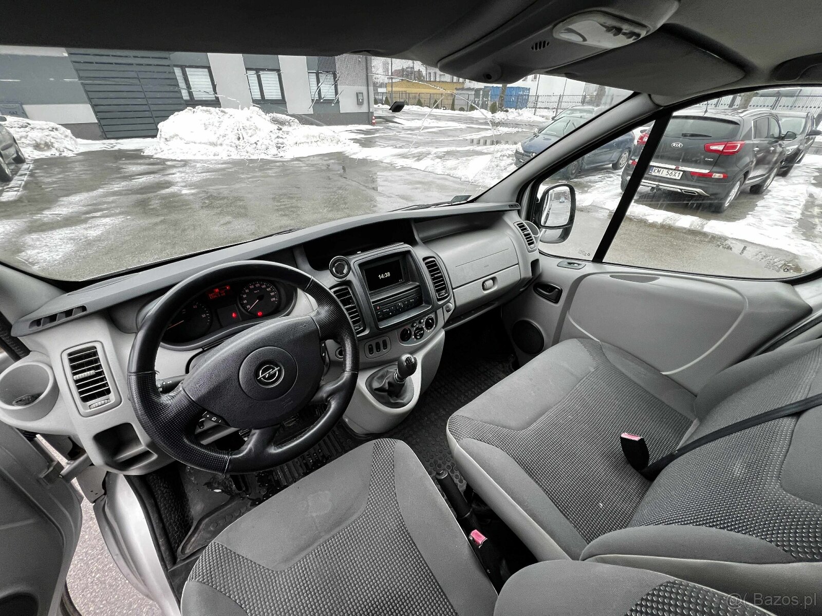 Opel Vivaro 2.5 CDTI L2H1 - 11