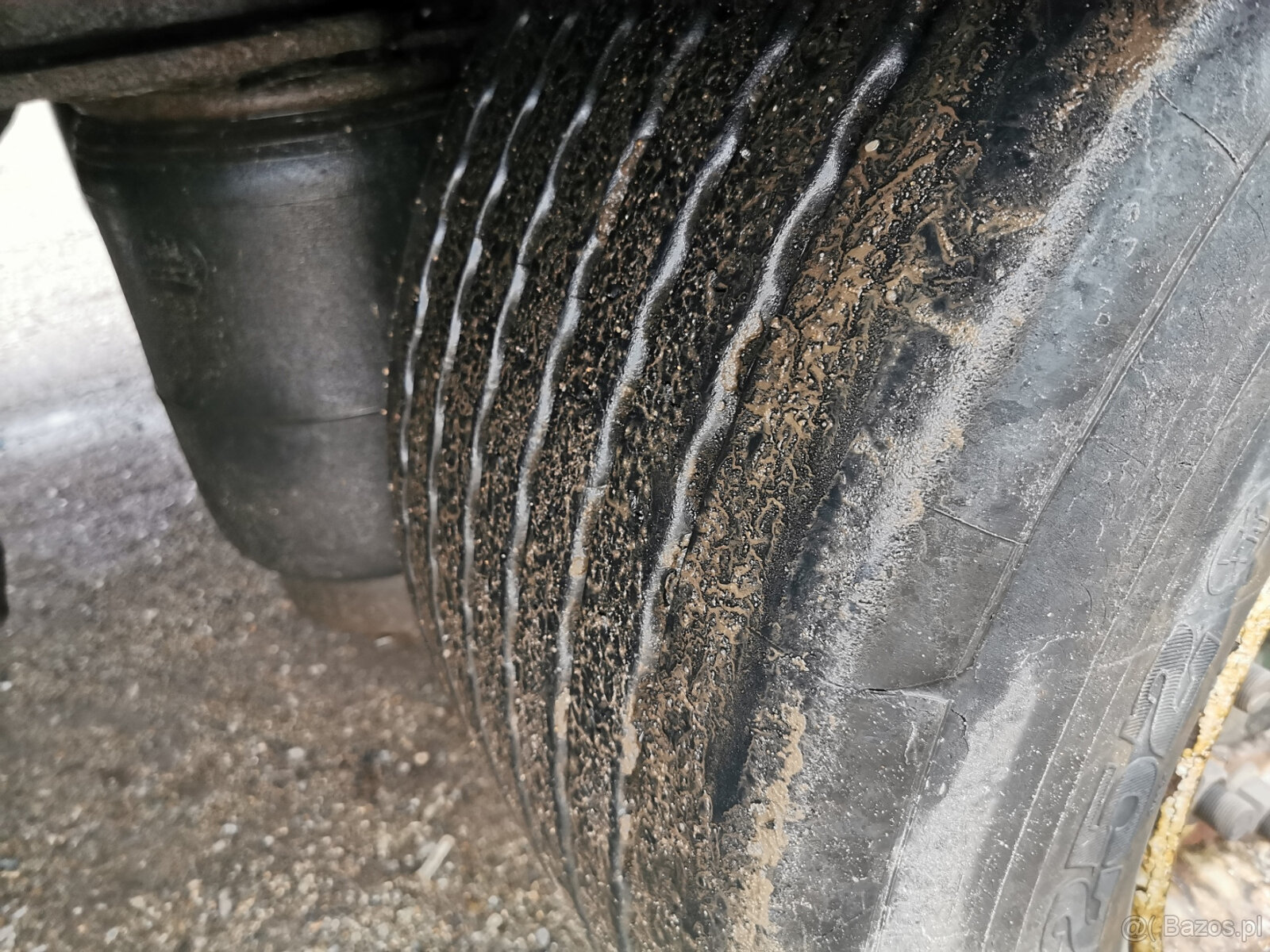 Sprzedaję naczepę platformową KRONE SD - 11