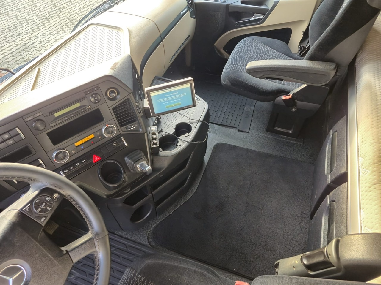 Mercedes Actros 1845 - 11