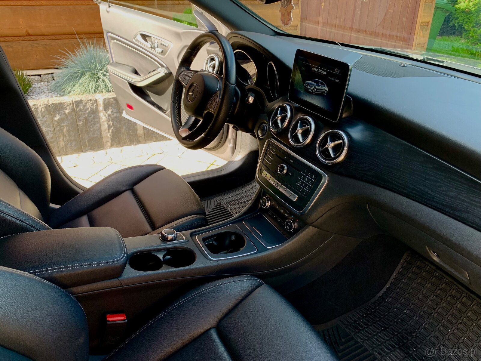 Mercedes Benz CLA 250 4 Matic - 11