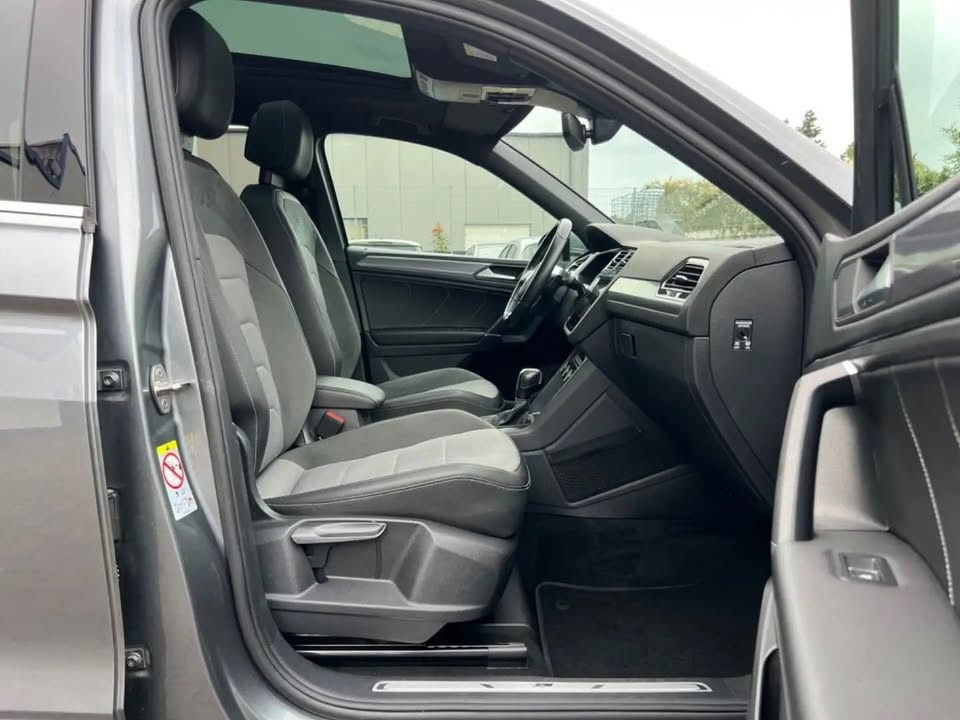 2019 Volkswagen Tiguan Allspace 2.0TDI 4Motion R-LINE - 11