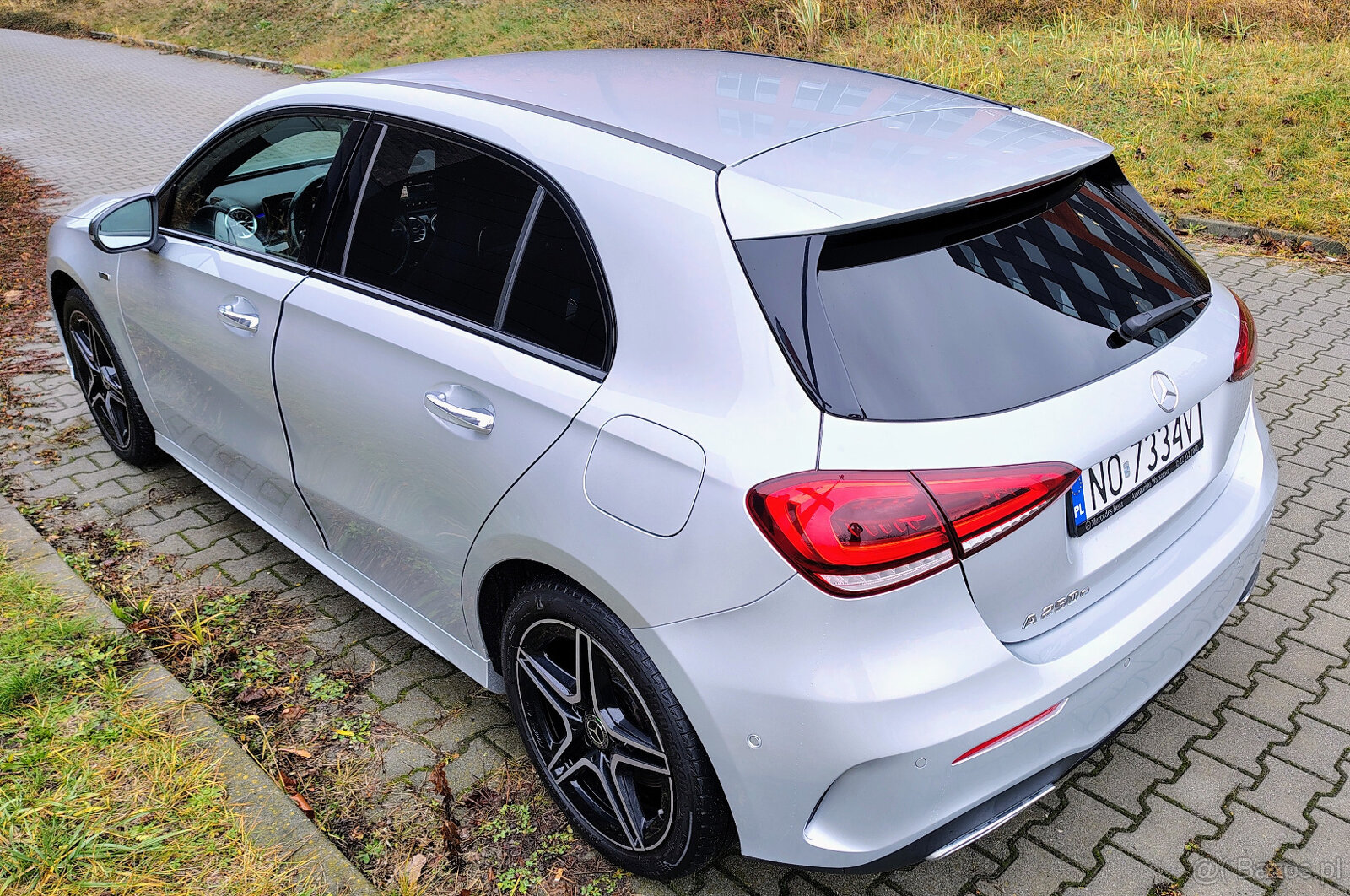 Mercedes-Benz Klasa A 250e LiniaAMG+Salon PL-1Wł+Serwisowany - 11