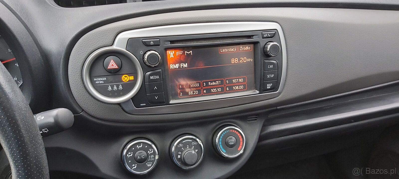 Yaris 1,4 D 90KM Comfort 2012r 186 800 km NAVI kamera zarej. - 11