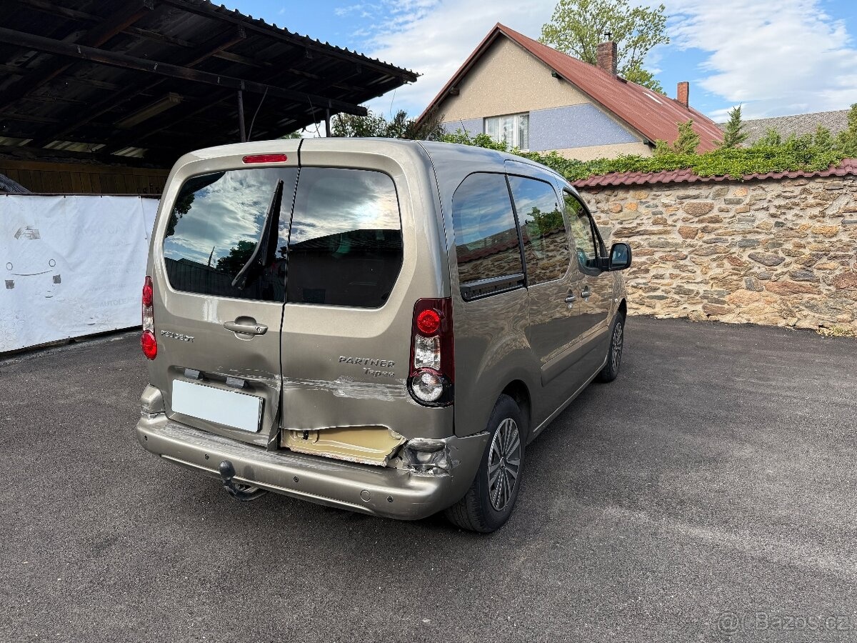 Peugeot Partner Tepee Active - 11