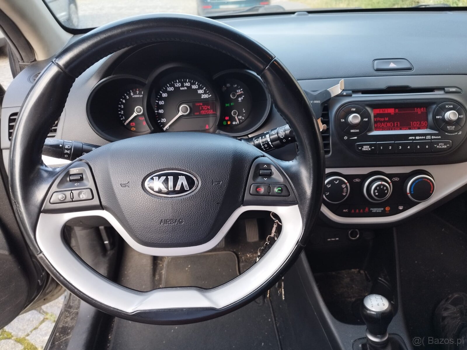 Kia picanto LPG 2015 - 11