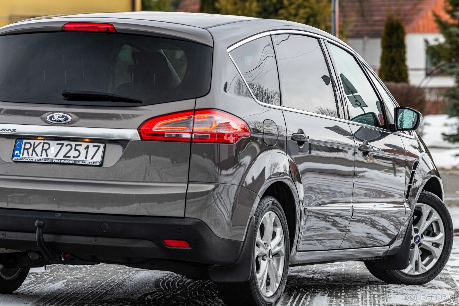 FORD S_MAX - 11
